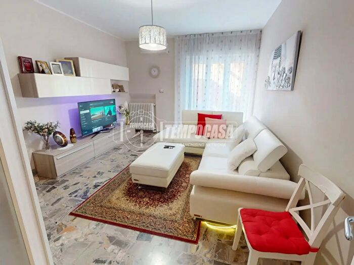 Appartamento con 5 locali in vendita in Via Scanno, Chieti