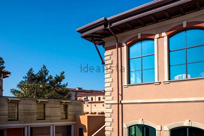 Appartamento con 5 locali in vendita in Sarzana