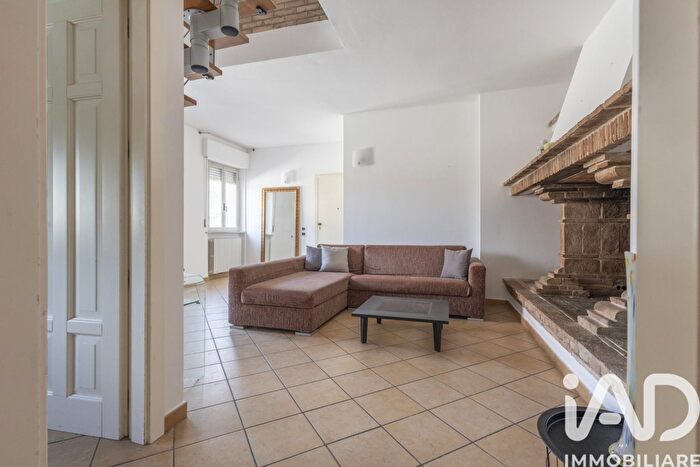 Appartamento con 5 locali in vendita in Via Fratelli Rosselli, Falconara Marittima