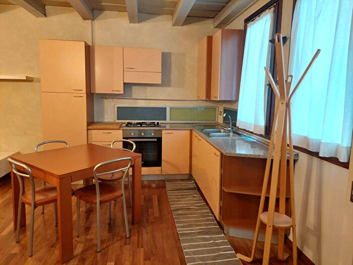 Appartamento trilocale in affitto in Via Boccalerie, Piazze Duomo, Padova