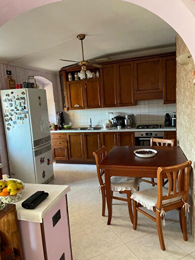 Appartamento con 5 locali in vendita in Carrara