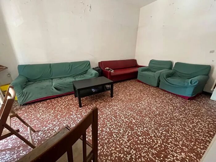 Appartamento trilocale in vendita in Via Carlo Maria Viganoni, Piacenza