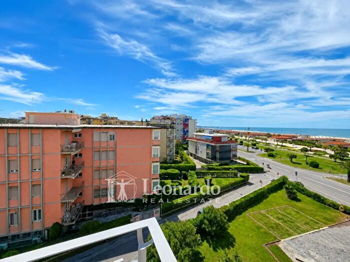 Appartamento trilocale in vendita in QDiaz, Viareggio
