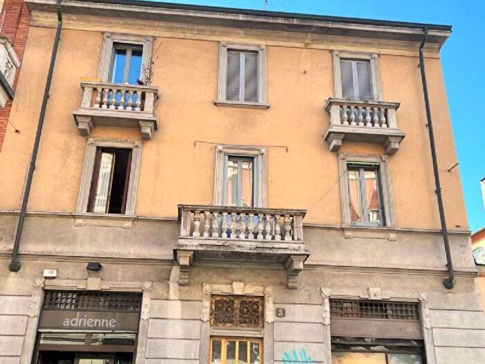 Appartamento trilocale in affitto in via WATT, Barona, Milano