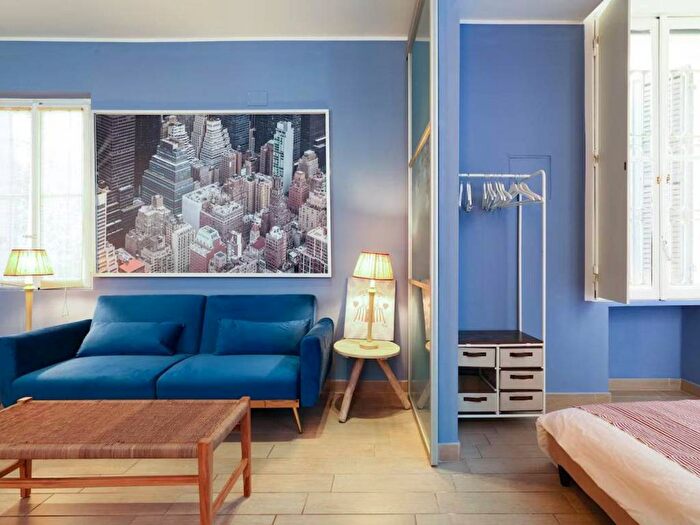 Appartamento trilocale in affitto in Via Morigi, Carrobbio, Milano