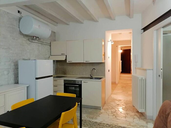 Appartamento monolocale in affitto in Strada Matteo Renato Imbriani, Parco Ducale Oltretorrente, Parma