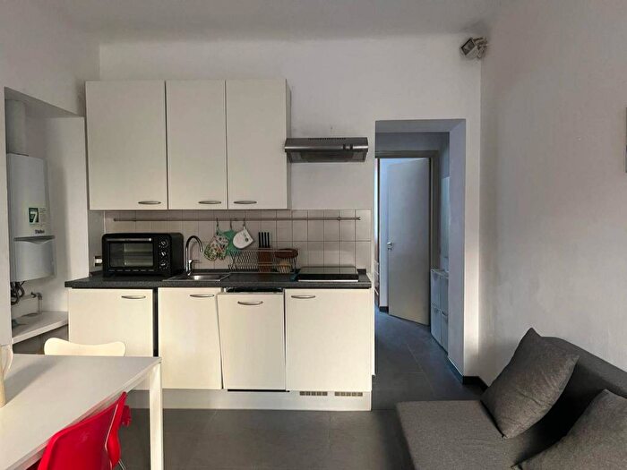Appartamento bilocale in affitto in Via Bramante, Arena, Milano