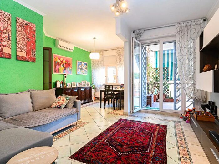 Appartamento trilocale in vendita in Via Cesare Massini, Roma