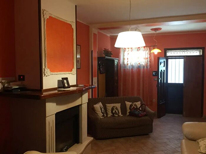 Appartamento quadrilocale in vendita in Via Ficocelle, Montesano Sulla Marcellana