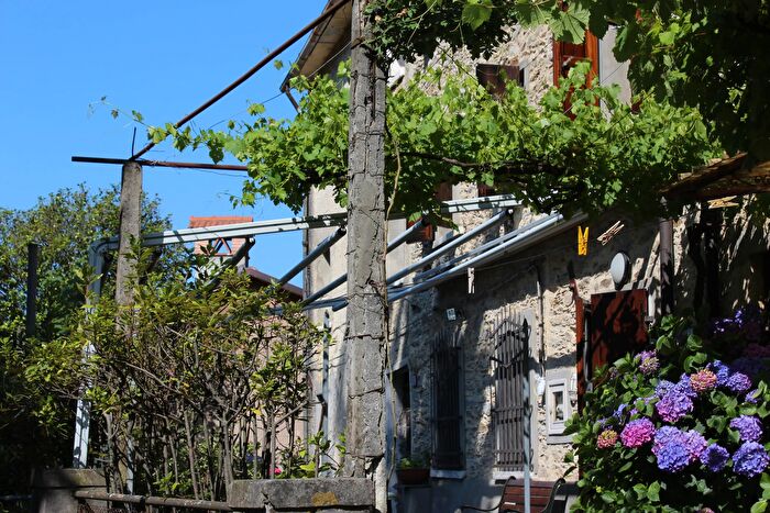 Casa bilocale in affitto in Stazzema