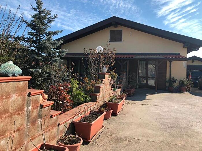 Casa con 6 locali in vendita in Novi Via Verdi Arquata Scrivia Tortona Lcitalia, Carbonara Scrivia