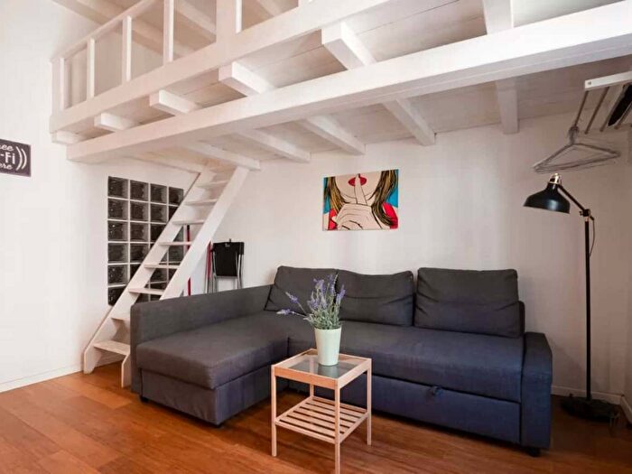 Appartamento monolocale in affitto in Viale Bligny, Bocconi, Milano