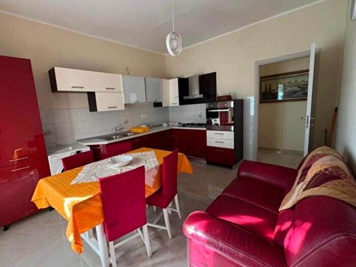 Appartamento quadrilocale in affitto in Via Sebenico, Catanzaro Lido, Catanzaro
