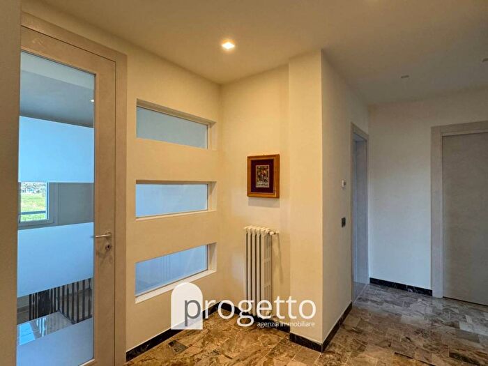 Appartamento quadrilocale in affitto in Casale Valletta del Silenzio, Vicenza