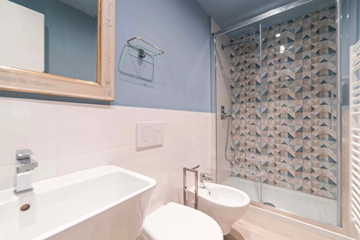 Appartamento monolocale in affitto in Via Adige, Milano