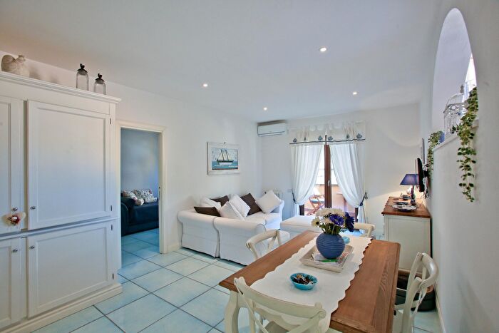 Appartamento quadrilocale in vendita in Via Don Gabriele Paradisi Snc, Monte Argentario