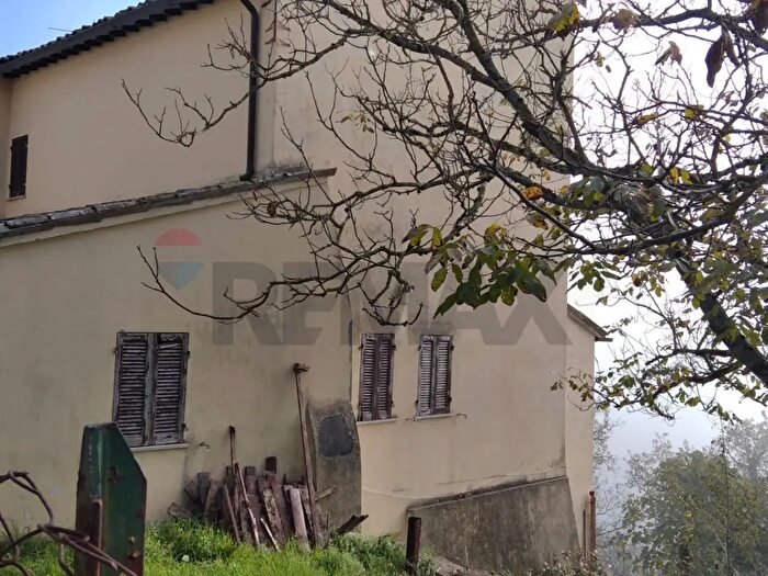 Casa con 5 locali in vendita in Mocali, Sellano