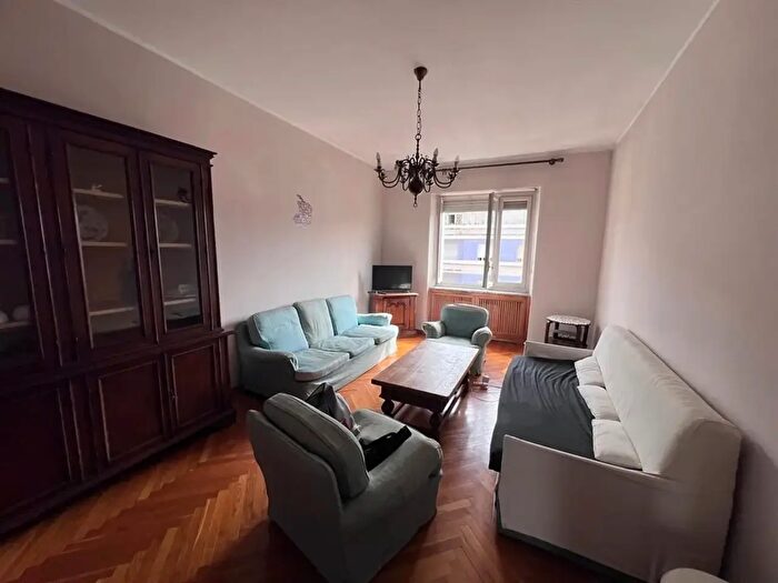 Appartamento quadrilocale in vendita in Via Filadelfia, Torino