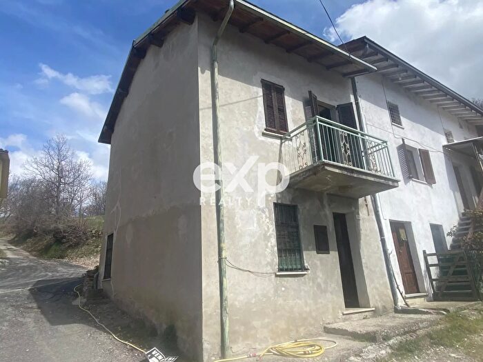 Appartamento bilocale in vendita in Menconico