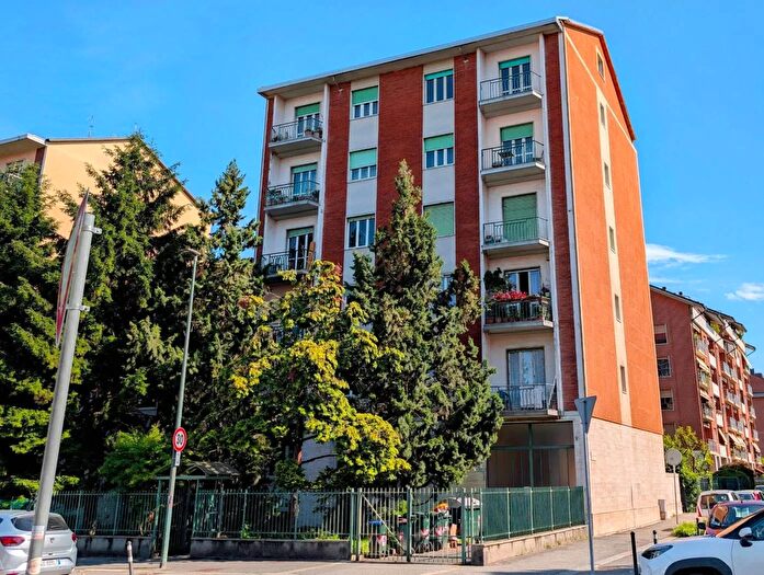 Appartamento con 6 locali in vendita in Via Giovanni Servais Torino, Torino