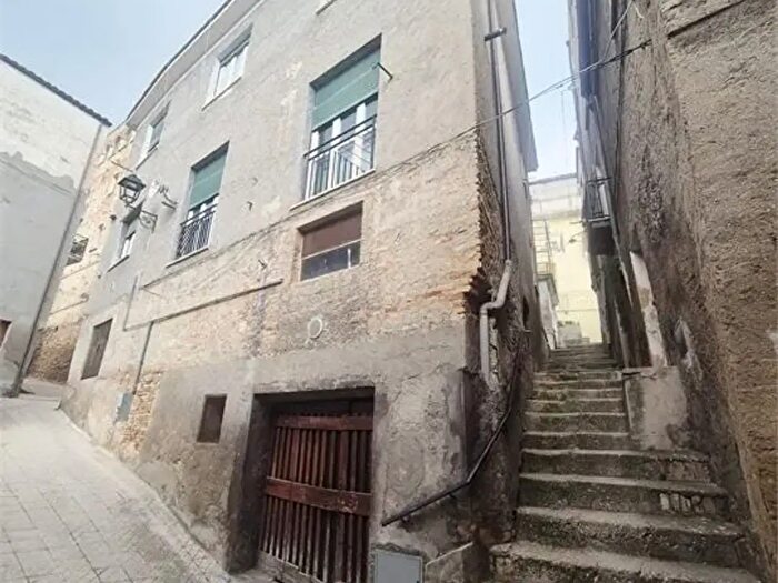 Appartamento con 8 locali in vendita in Bucchianico