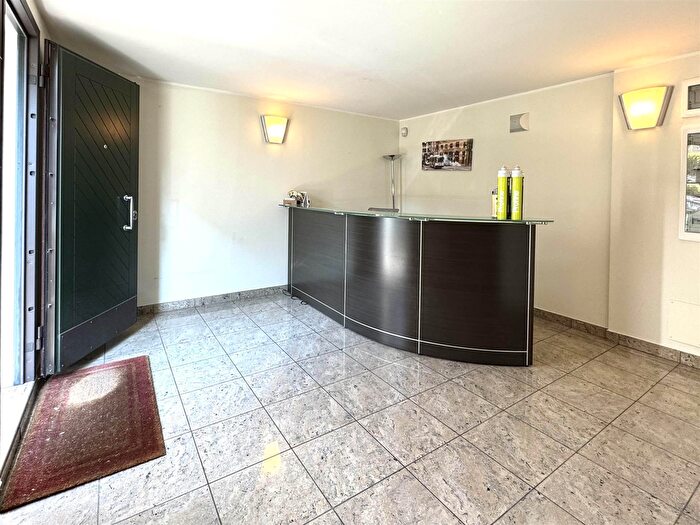 Appartamento con 12 locali in vendita in Via delle Rose, Padova