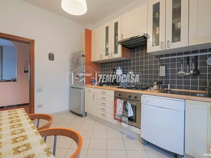 Appartamento con 5 locali in vendita in Viale Albertazzi, Castel San Pietro Terme