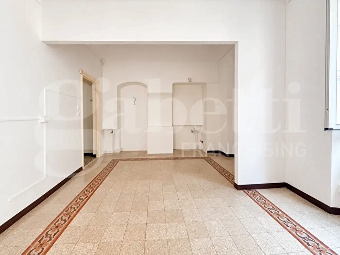 Appartamento trilocale in vendita in Via Palazzo, Sanremo