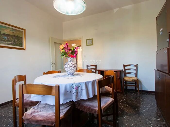 Appartamento trilocale in vendita in Prato