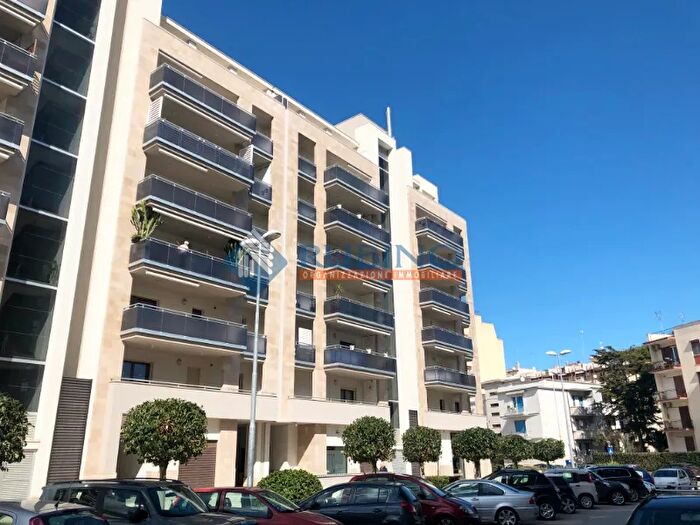 Appartamento trilocale in vendita in Trani