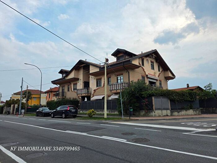 Case in Vendita e in Affitto - 2