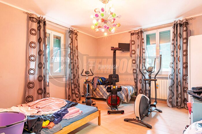 Appartamento con 7 locali in vendita in Livorno