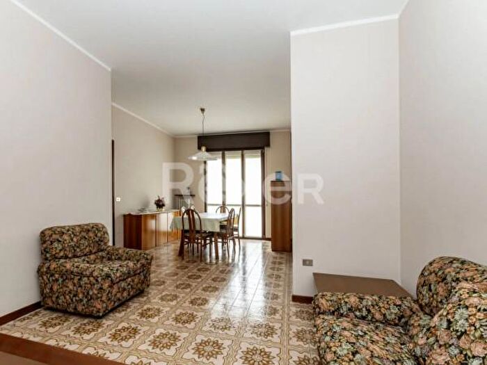 Appartamento trilocale in vendita in Via Donato Dossi, Cornate DAdda