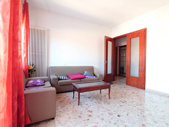 Appartamento trilocale in affitto in Viale delle Fosse, Centro, Bassano del Grappa