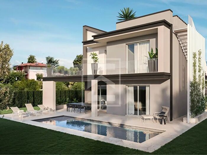 Casa con 6 locali in vendita in Piazza San Martino, Moniga Del Garda