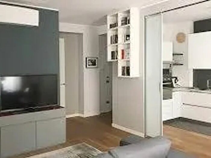 Appartamento trilocale in vendita in Via Vincenzo Martinelli, Bologna