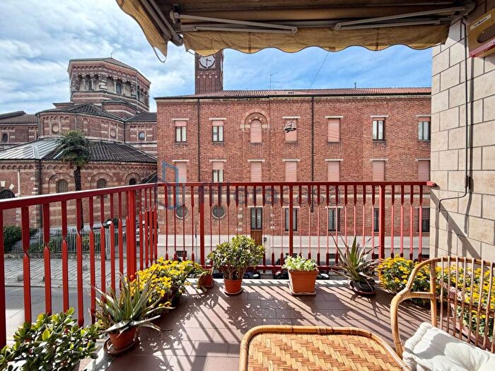 Appartamento bilocale in affitto in Via Francesco Brioschi, Corso San Gottardo, Milano