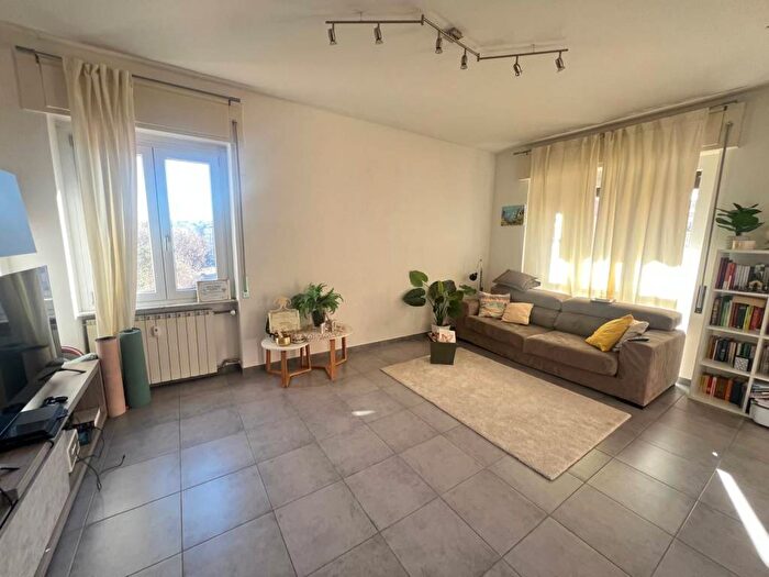 Appartamento quadrilocale in affitto in Via Castellamonte, Banchette