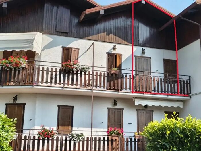 Appartamento bilocale in vendita in Via Moren, Borno