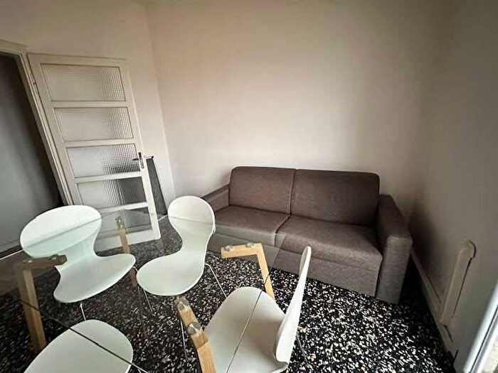 Appartamento trilocale in affitto in PAOLO FERRARI, Villaggio Giardino, Modena