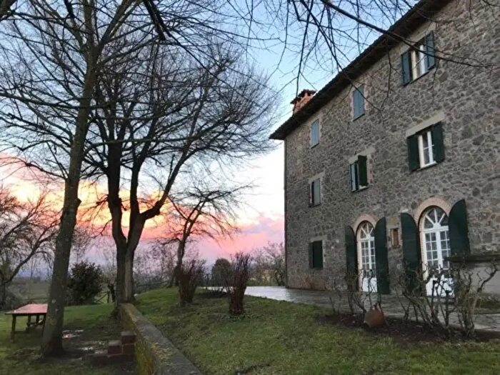 Casa con 6 locali in vendita in Via Giove, Orvieto