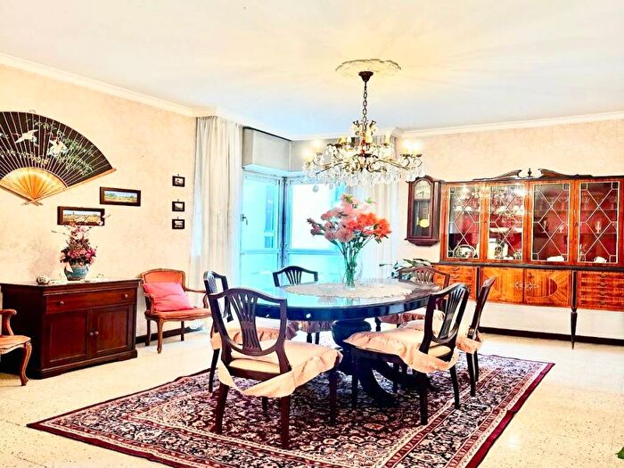 Appartamento quadrilocale in affitto in Via Giuseppe de Robertis, Fonte Ostiense, Roma