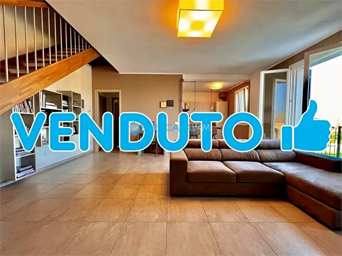 Appartamento trilocale in vendita in Via Falcone Novi di Modena Mo, Novi Di Modena