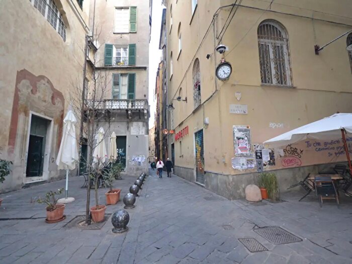 Appartamento bilocale in affitto in Via San Bernardo, Genova