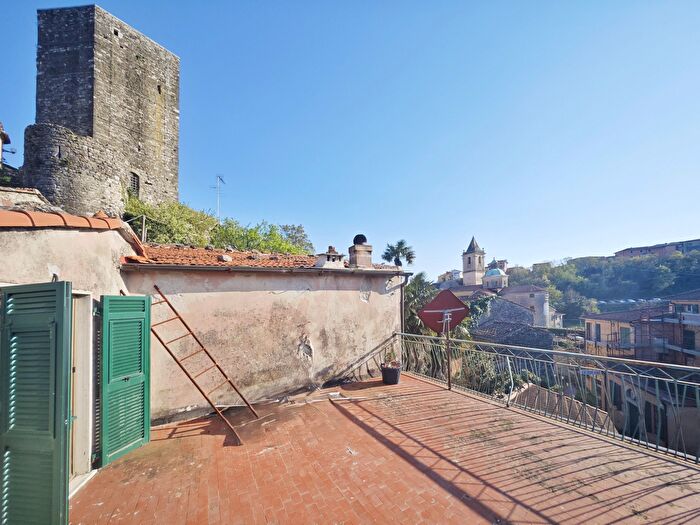 Casa con 5 locali in vendita in Via Giuseppe Verdi, Vezzano Ligure