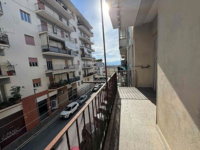 Appartamento quadrilocale in vendita in Via Adda, Lamezia Terme