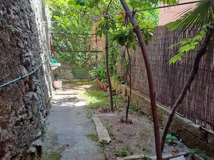 Appartamento bilocale in affitto in Salita Inferiore di Sant'Anna, Castelletto, Genova