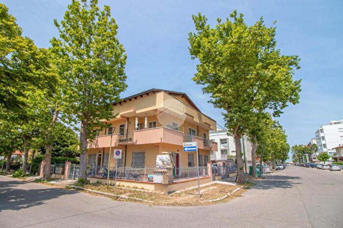 Appartamento quadrilocale in vendita in Via Sandro Botticelli, Cesenatico