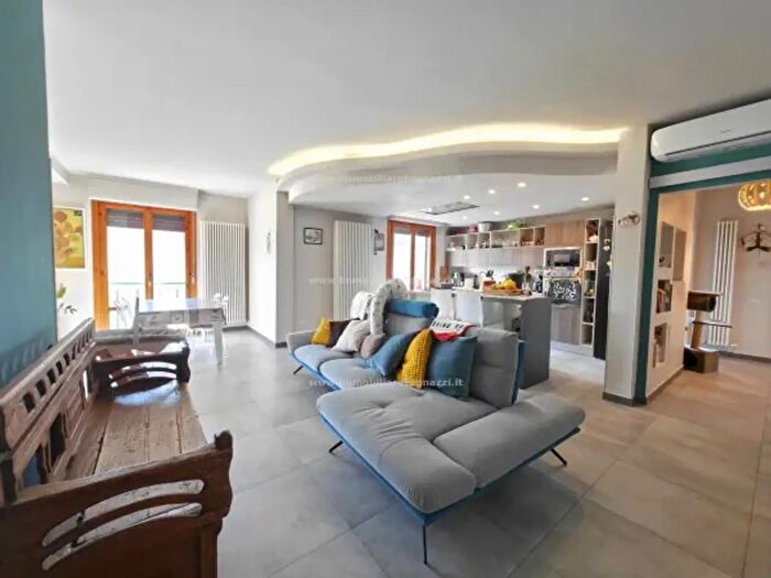 Appartamento trilocale in vendita in Zona Semicentrale, Certaldo