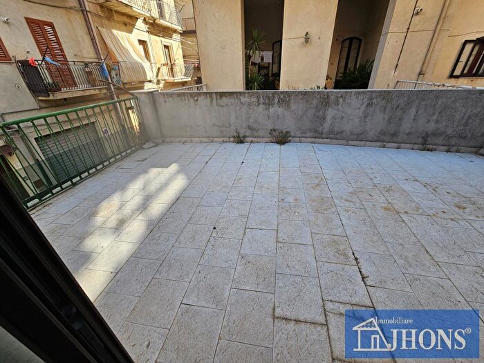 Casa in vendita in Via Nazionale, Enna